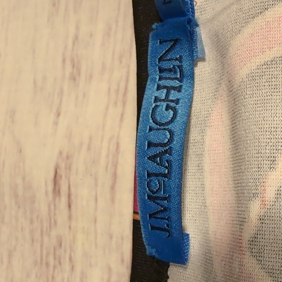 J.McLaughlin signature tee - Picture 3 of 4